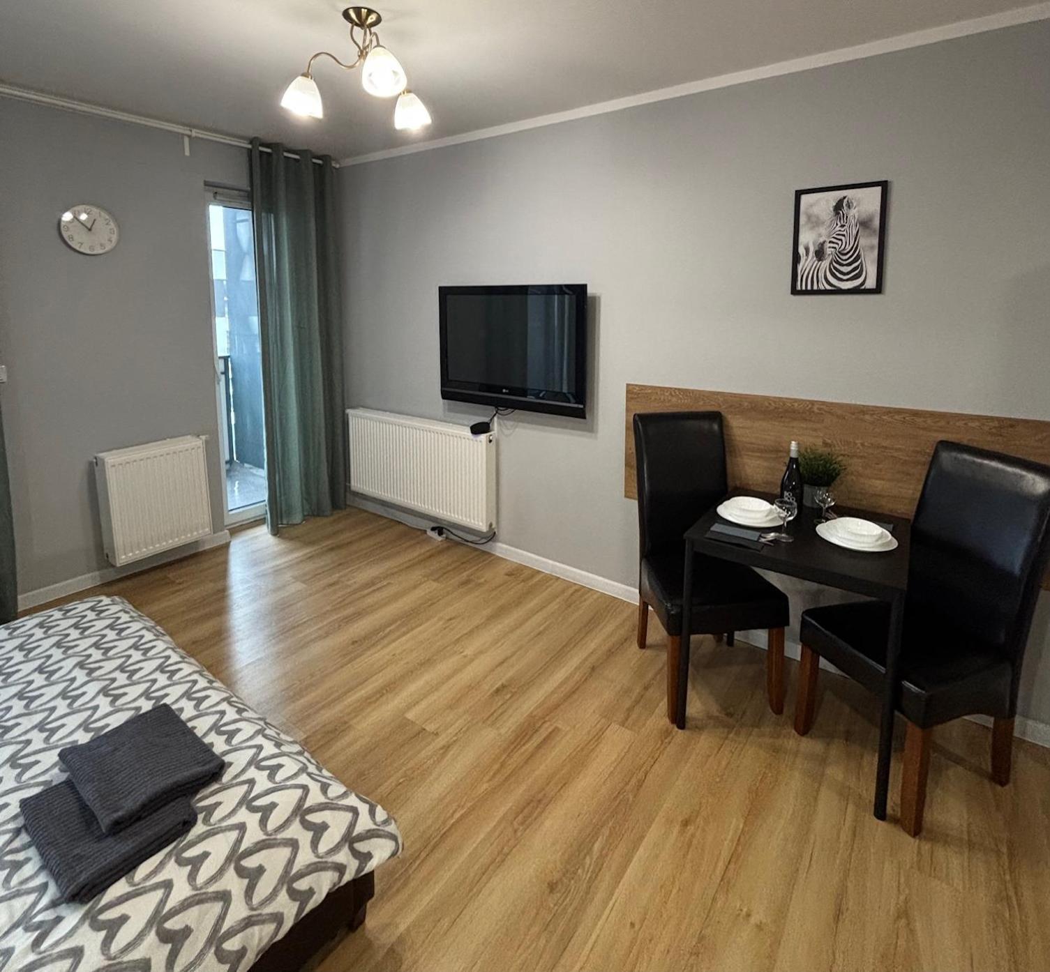 Holdek Apartamenty Ceglana Katowice Esterno foto